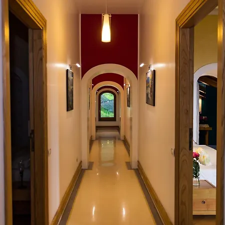 Di Natale Bed & Breakfast *