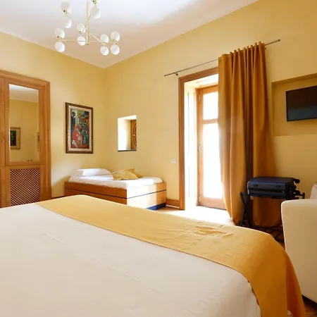 Di Natale לינה וארוחת בוקר 4*